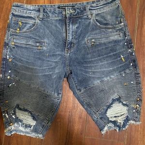 🚨SOLD🚨Embellish men’s shorts size 36